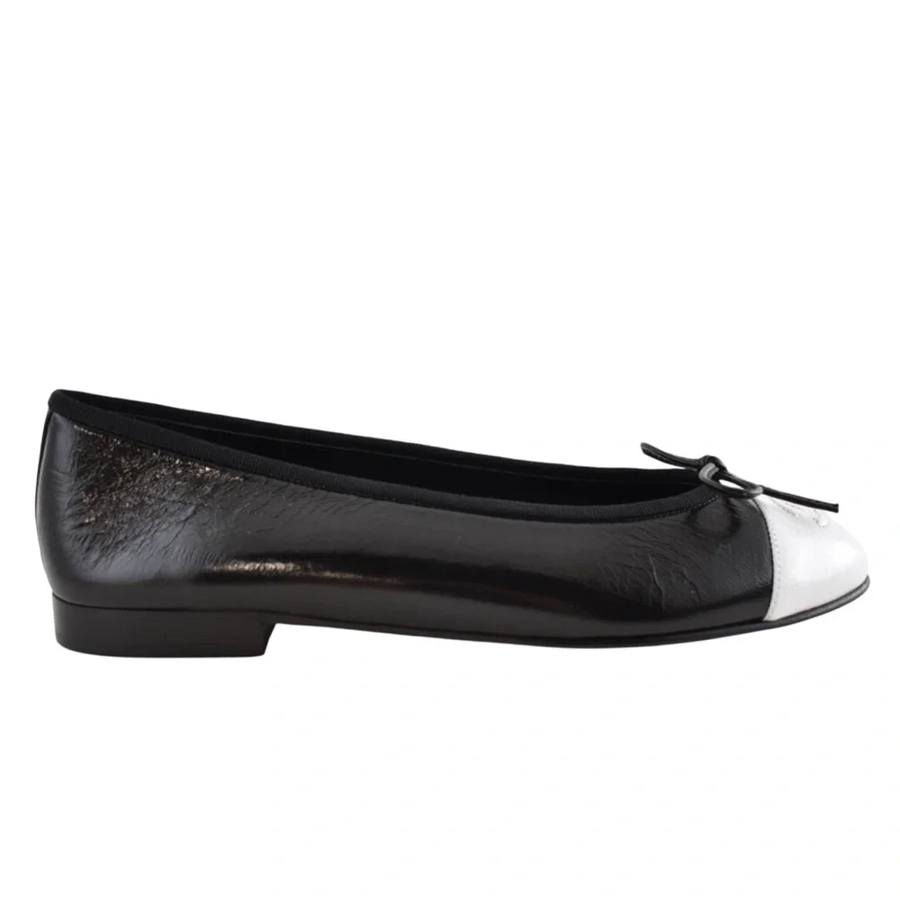 Chanel 26S Black White Crumpled Shiny Lambskin CC Bow Ballet Ballerina Flat 39 - Picture 1 of 16